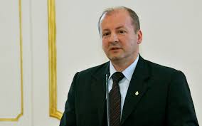 István Simicskó. István Simicskó.