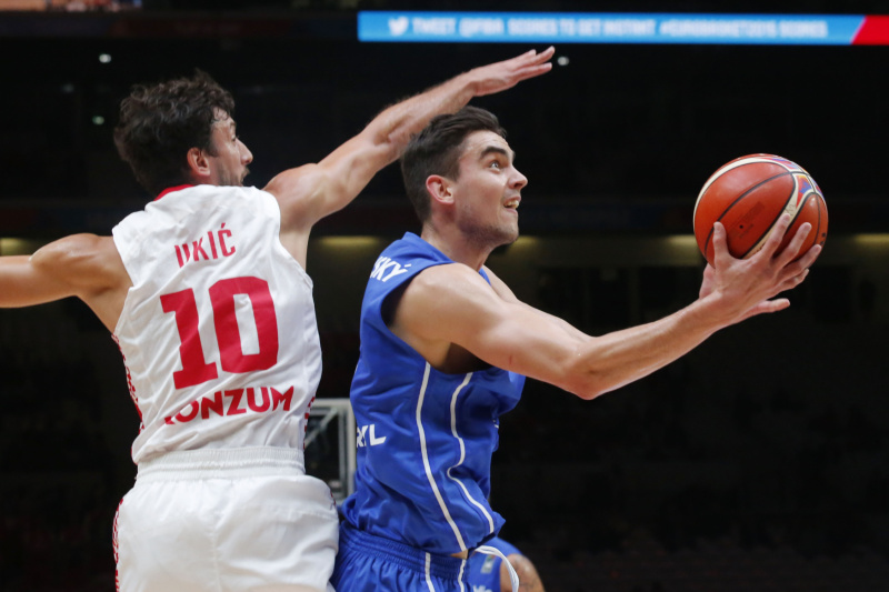 Čeští basketbalisté porazili Chorvatsko a jsou ve čtvrtfinále ME.