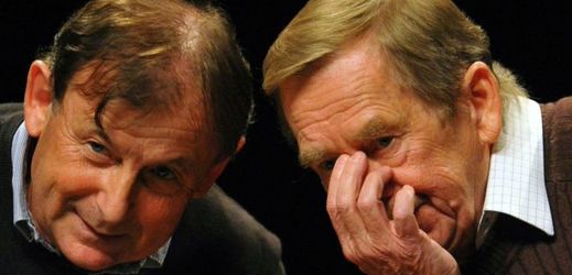 Michael Žantovský (vlevo) a Václav Havel.