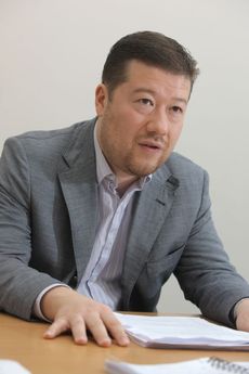 Tomio Okamura.