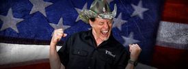 Bývalá rocková hvězda Ted Nugent také zastřelil pro svou televizní show medvěda a dostal dvouletou podmínku.