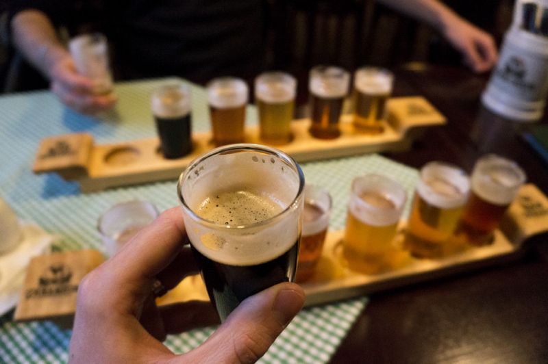 Spousta pivovaru nabízí degustační menu, takže cyklista může ochutnat řadu piv.