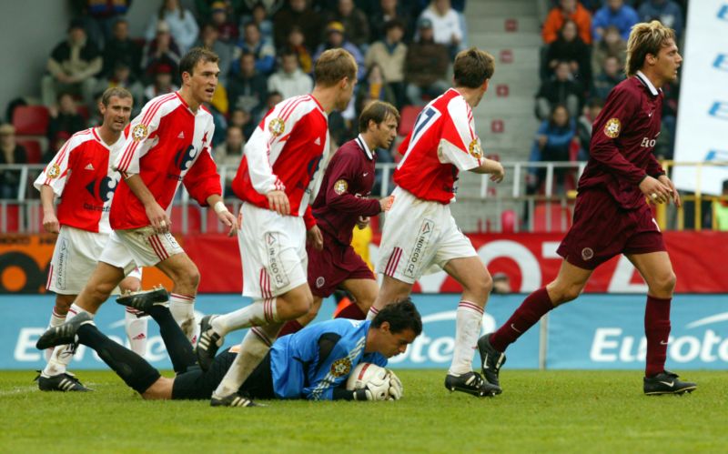 Pod čínskou firmu CEFC patří také fotbalová Slavie Praha.
