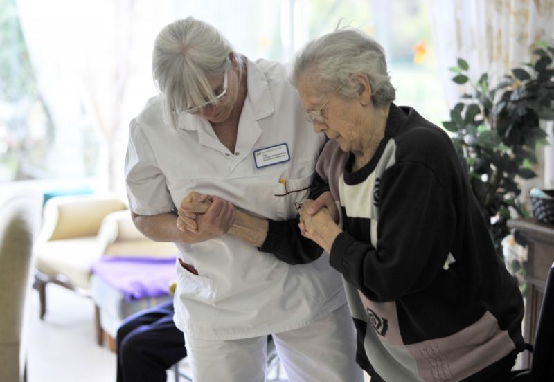 Nové testy a dotazníky pomohou lékařům určit včas Alzheimerovu nemoc. Nové testy a dotazníky pomohou lékařům určit včas Alzheimerovu nemoc.