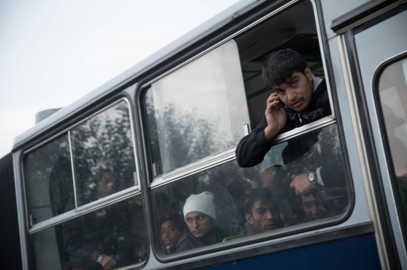 Uprchlíci v autobusu. Uprchlíci v autobusu.