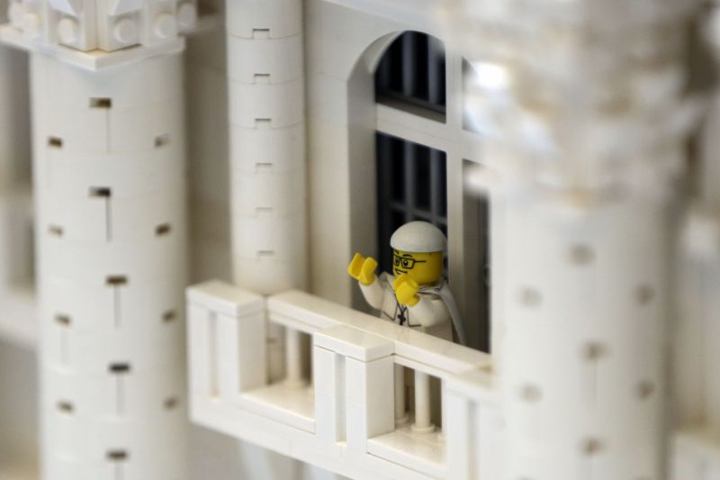 Muzeum bude rozděleno do tří částí: expozice Lego modelů, herna s kostkami a obchůdek.