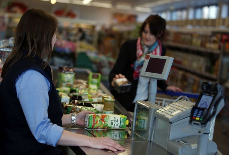 Německý supermarket Aldi ve Velbertu.