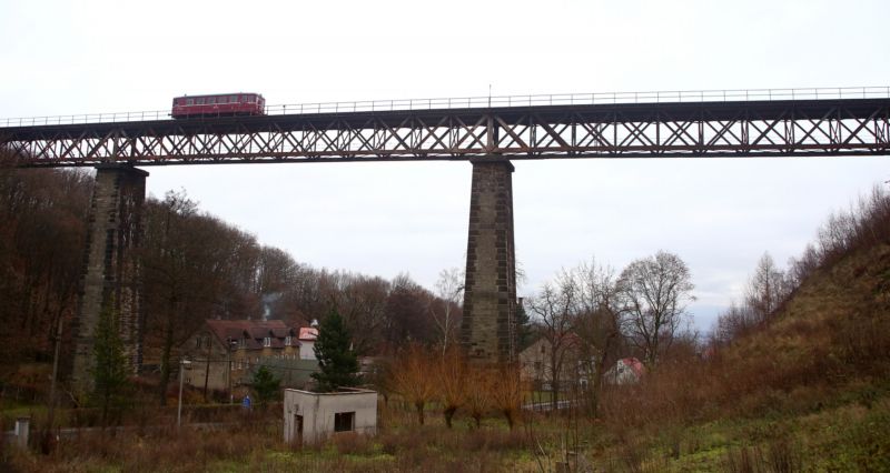 Železniční viadukt (ilustrační foto).