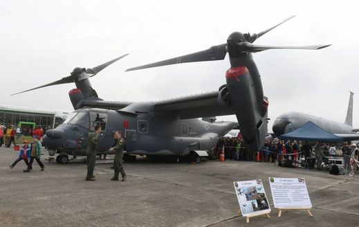 Na snímku je CV-22B Osprey.