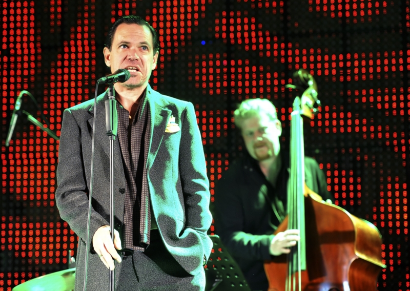 Jazzový zpěvák a držitel ceny Grammy Kurt Elling. V roce 2011 byl hlavní hvězdou mezinárodního festivalu Moravia Music Fest. Jazzový zpěvák a držitel ceny Grammy Kurt Elling. V roce 2011 byl hlavní hvězdou mezinárodního festivalu Moravia Music Fest.