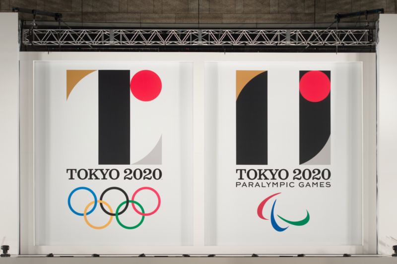Pořadatelé olympijských her představili logo v červenci, následně byli obviněni z plagiátorství.