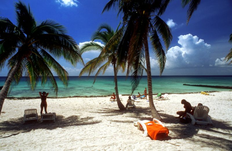 Kubánci jsou v letovisku Varadero druhu nejpočetnější skupinou turistů, za Kanaďany.