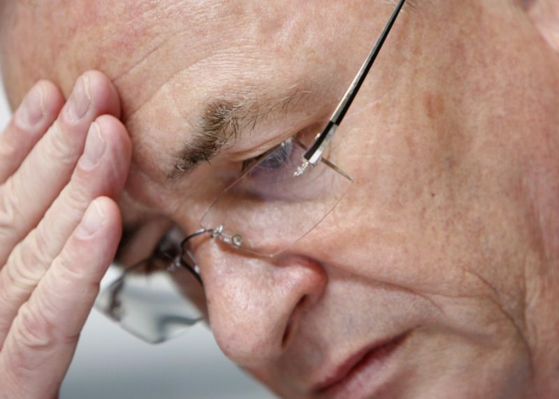 Martin Winterkorn, generální ředitel společnosti Volkswagenu, odstoupil z funkce.