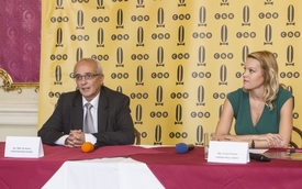 Ředitelka Plesu v Opeře Zuzana Vinzens a ředitel Národního divadla Jan Burian.