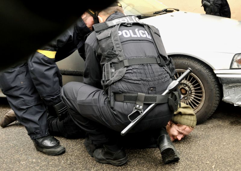 Slovenská policie při zásahu (ilustrační foto).