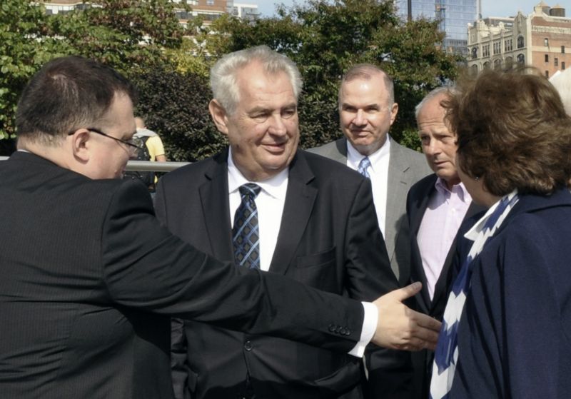 Český prezident Miloš Zeman se vydal s krajany na plavbu kolem Manhattanu.