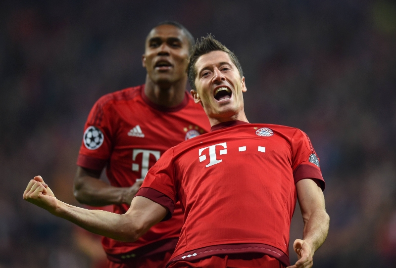 Fotbalisté Bayernu prožívají velice úspěšné období a především útočník Robert Lewandowski. 