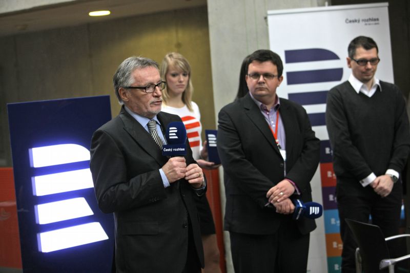 Generální ředitel Českého rozhlasu Peter Duhan. Generální ředitel Českého rozhlasu Peter Duhan.