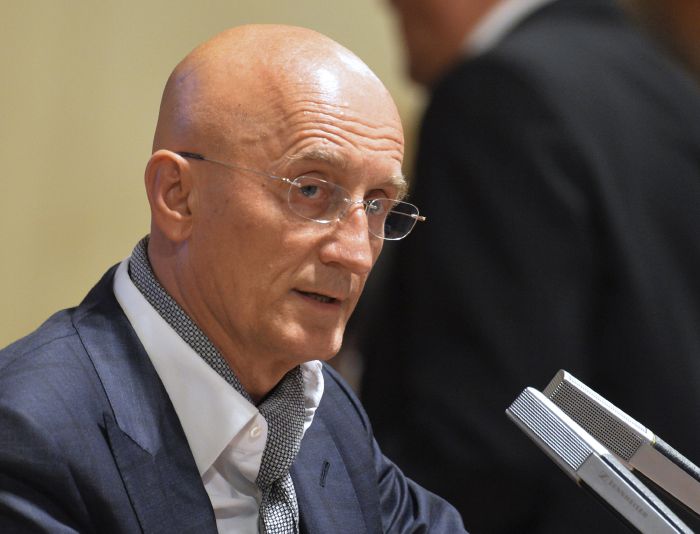 Senátor a miliardář Ivo Valenta.
