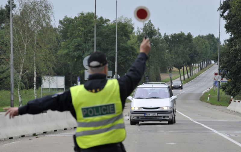Policejní kontrola (ilustrační foto).