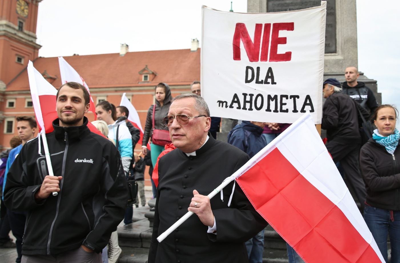 Machometánům vstup zakázán. Demonstrace proti kvotám v Polsku.
