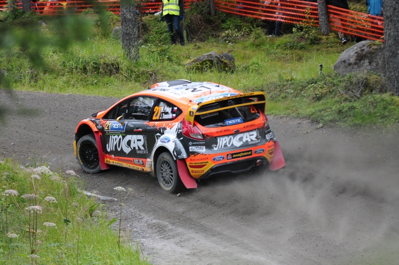 Český závodník Martin Prokop je po prvním dnu Francouzské rallye patnáctý.