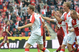 Jaromír Zmrhal měl ze Slavie odejít. Jenže místo toho přišel nový majitel, a záložník tak mohl vstřelit vítězný gól v utkání se Spartou.