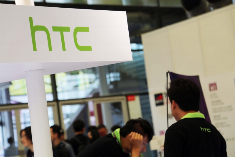 Výrobce HTC utrpěl svou dosavadní největší kvartální ztrátu. Výrobce HTC utrpěl svou dosavadní největší kvartální ztrátu.