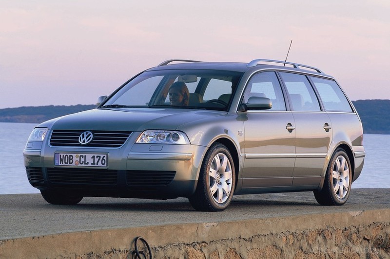 Podíl patnáctiletých vozů (na snímku VW Passat) na dovážených ojetinách stále roste. 