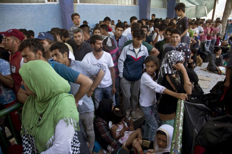Řecko se potýká s obrovským přílivem migrantů.