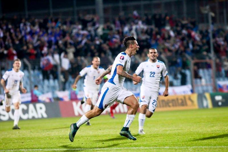 Marek Hamšík slaví gól do sítě Lucemburska.