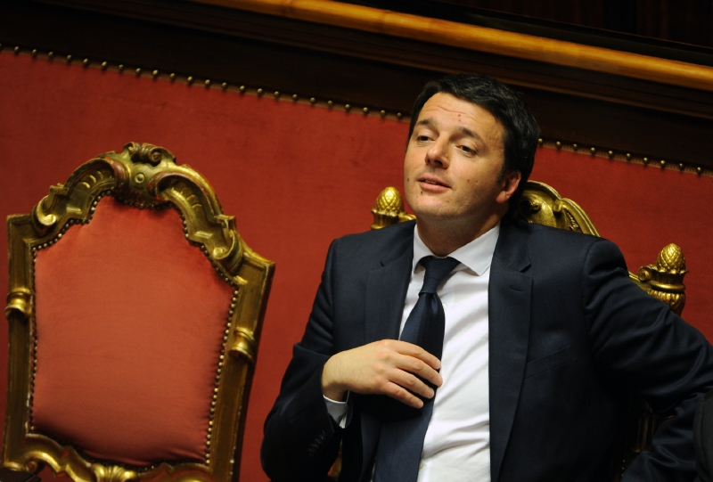 Italskému premiérovi Renzimu se zatím jeho reformní úsilí daří.