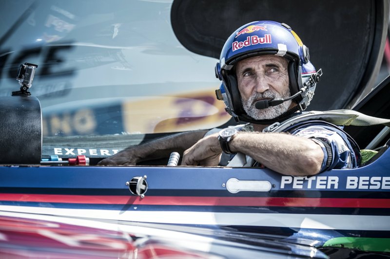 Legenda Red Bull Air Race Péter Besenyie.