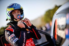 Novozélandský pilot Hayden Paddon.