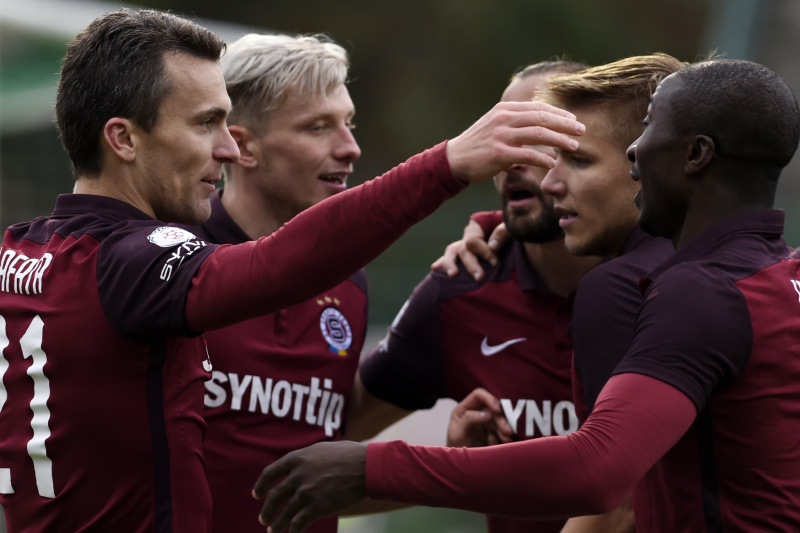 Budou se fotbalisté pražské Sparty radovat i po utkání v Gelsenkirchenu? Budou se fotbalisté pražské Sparty radovat i po utkání v Gelsenkirchenu?