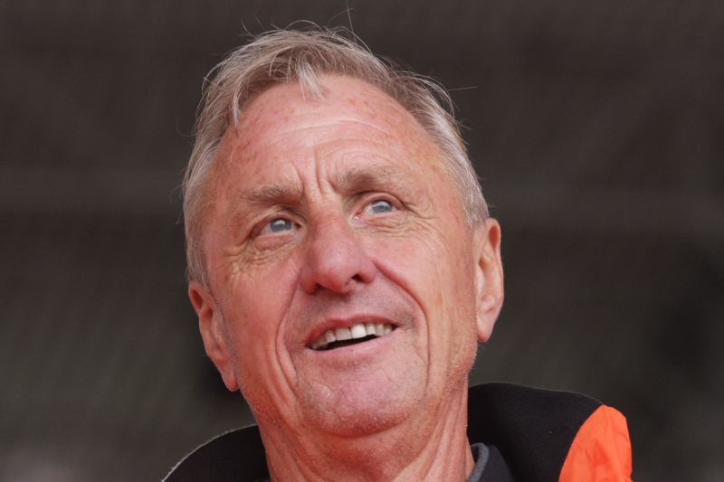 Nizozemská fotbalová legenda Johan Cruyff trpí rakovinou plic. Nizozemská fotbalová legenda Johan Cruyff trpí rakovinou plic.