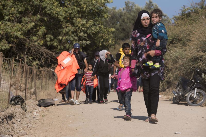 Senát vyzval vládu, aby výrazně navýšila pomoc zemím s migranty.