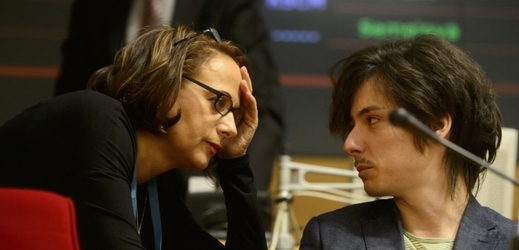 Adriana Krnáčová a Matěj Stropnický.