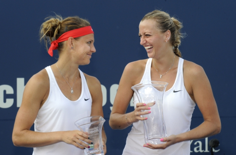 Petra Kvitová (vpravo) a Lucie Šafářová.