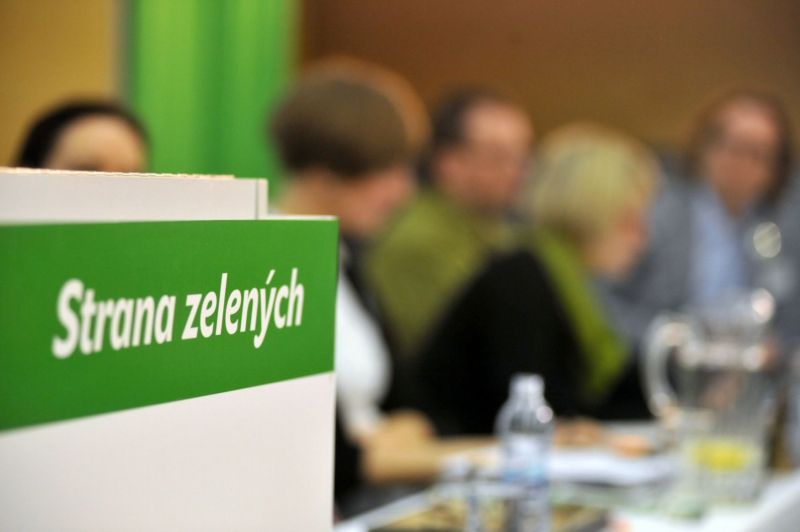Sjezd členů strany.