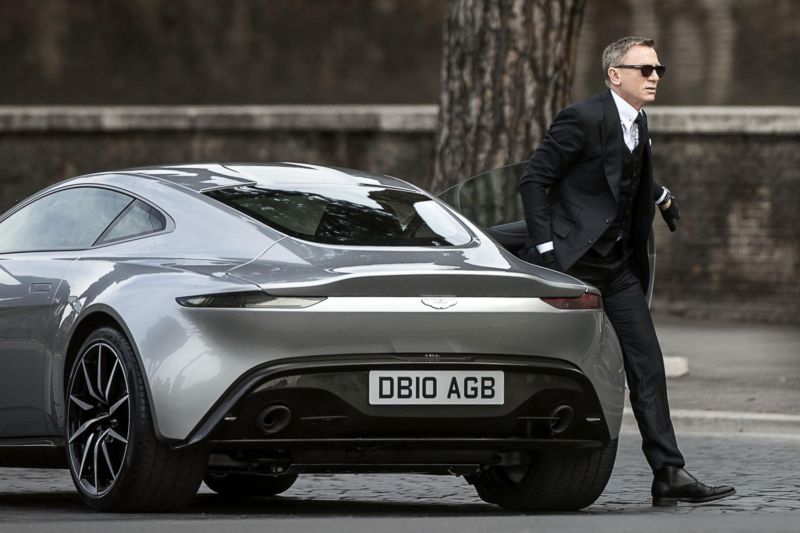 Aston Martin vytvořil na zakázku celkem deset aut DB10 pro nový film s Jamesem Bondem.