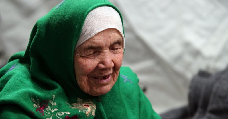 Bibihal Uzbakíová, které je 105 let, pochází z Kunduzu. Bibihal Uzbakíová, které je 105 let, pochází z Kunduzu.