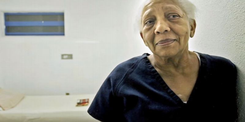 Doris Peyneová začala krást šperky ve svých 23 letech.