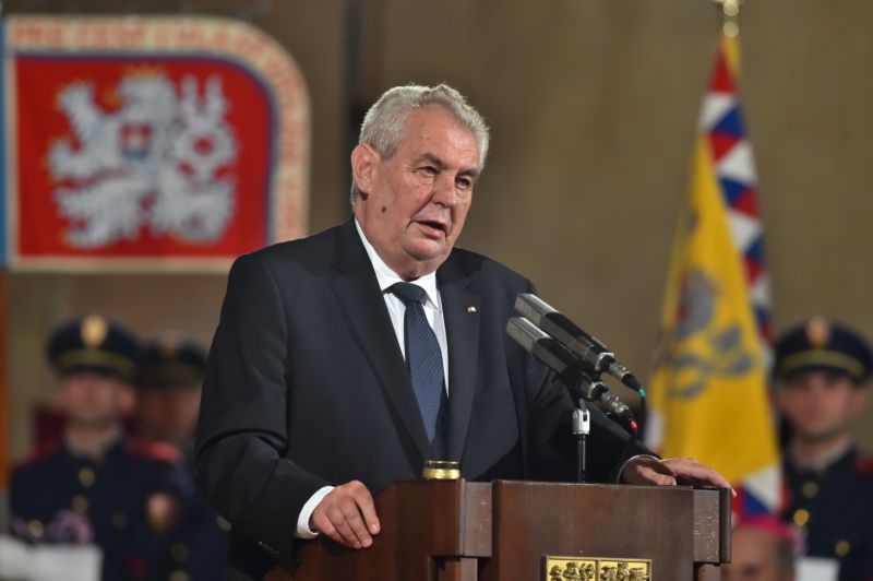 Prezident Miloš Zeman při příležitosti výročí vzniku Československa uděloval 28. října na Pražském hradě státní vyznamenání.
