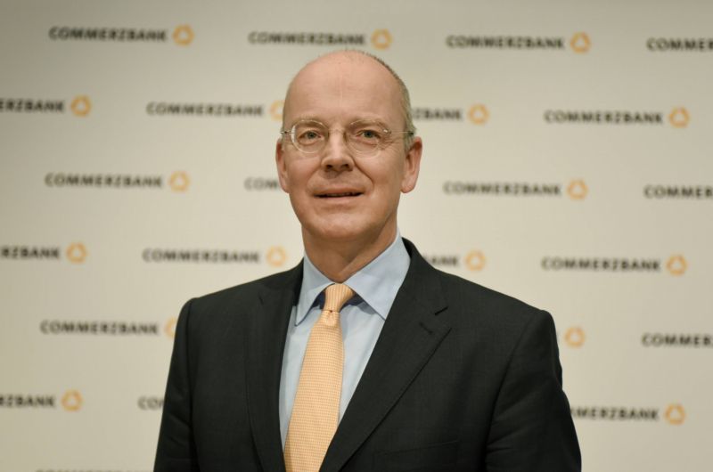 Martin Blessing, šéf německé banky Commerzbank. Martin Blessing, šéf německé banky Commerzbank.