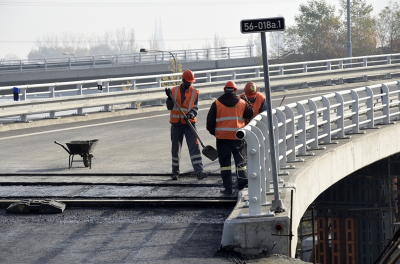 Mosty postavila společnost Eurovia. Mosty postavila společnost Eurovia.