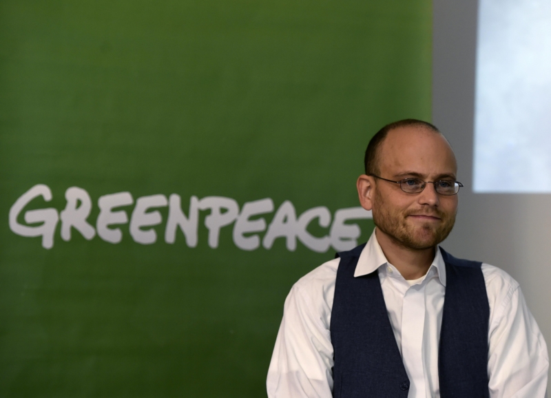 Jan Rovenský z české pobočky Greenpeace. Jan Rovenský z české pobočky Greenpeace.