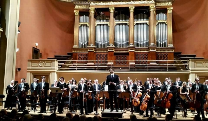 Zlínská filharmonie Bohuslava Martinů podpoří dárce krve koncertem s volným vstupem, na kterém zahraje filmové melodie. Zlínská filharmonie Bohuslava Martinů podpoří dárce krve koncertem s volným vstupem, na kterém zahraje filmové melodie.
