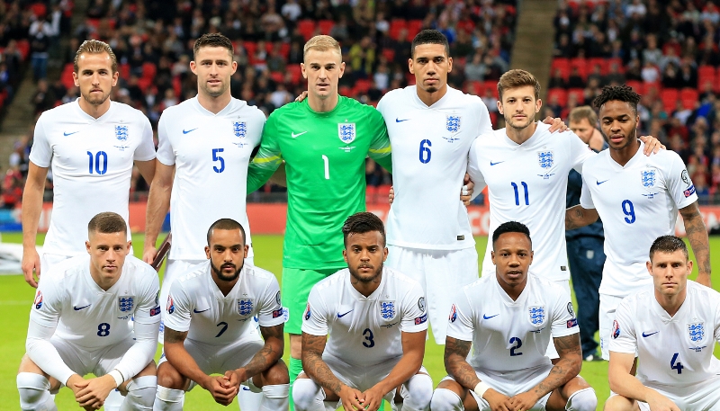 Téměř 40 procent profesionálních fotbalistů v Británii má zubní kazy a u některých jsou tak vážné, že mohou ovlivnit výkon na hřišti. Téměř 40 procent profesionálních fotbalistů v Británii má zubní kazy a u některých jsou tak vážné, že mohou ovlivnit výkon na hřišti.