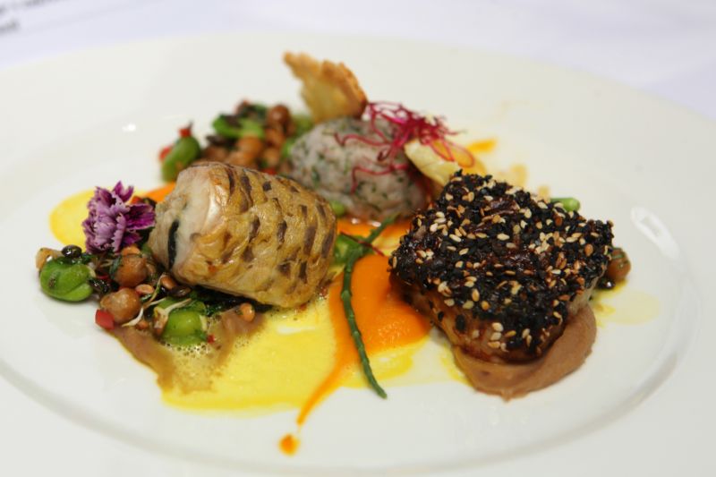 Na třídenním gastronomickém festivalu si lze vybrat pokrmy z více než devadesáti stánků.